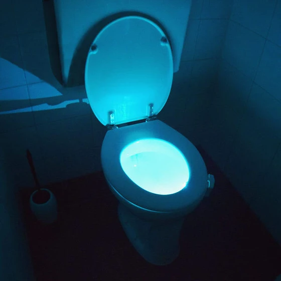 LED svetlo do WC