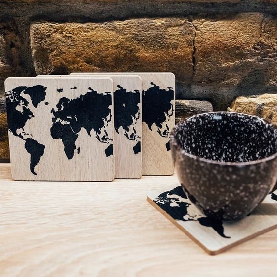 Podložky pod poháre mapa sveta (4 kusy)